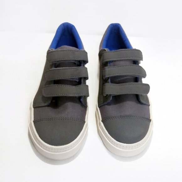 American Eagle Boys Sneakers-Grey-Triple Velcro Hook & Loop-Size 3 - Picture 2 of 12